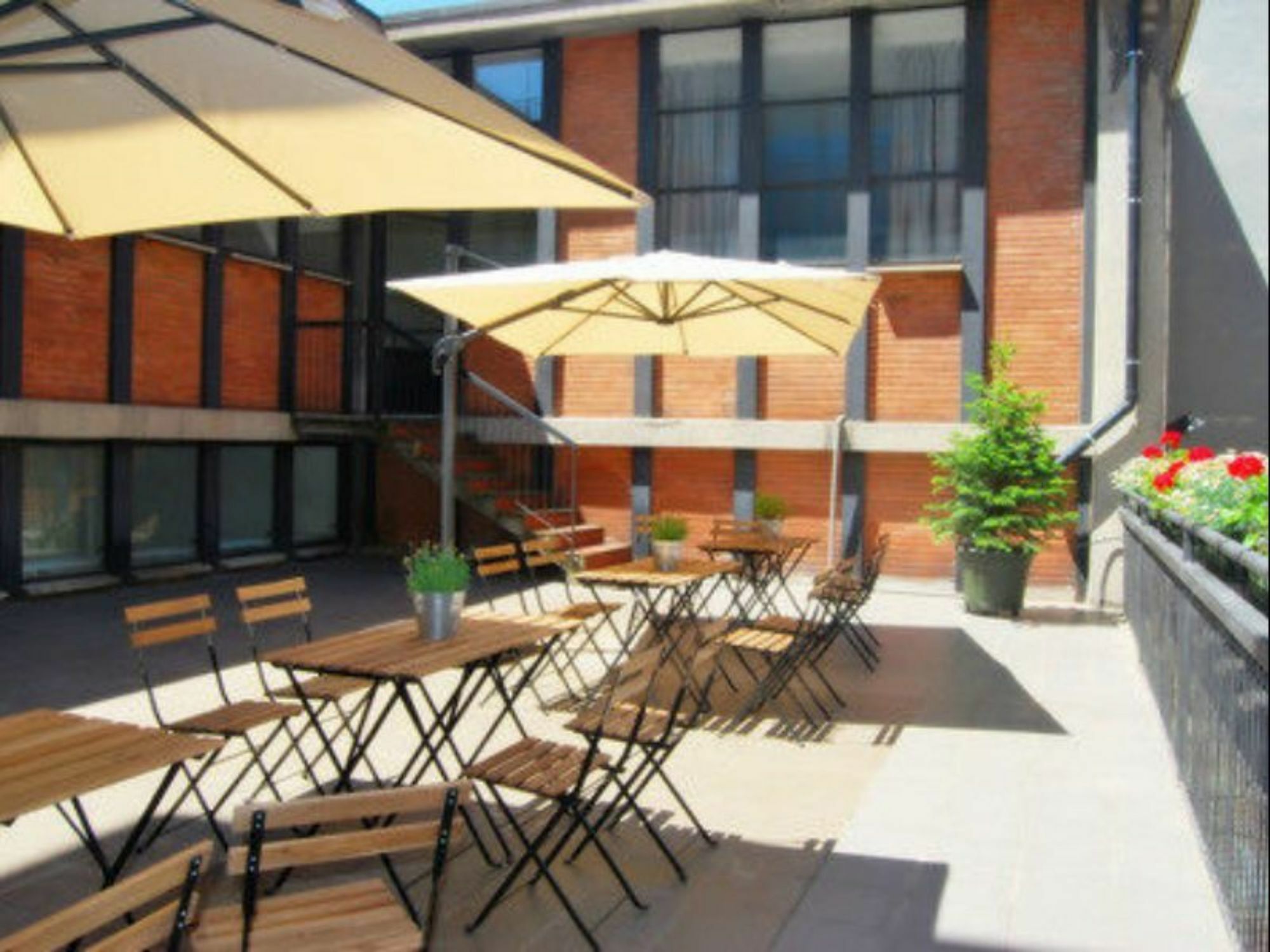 Mio Hostel Milan Exterior photo