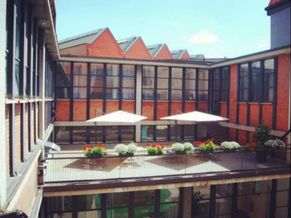 Mio Hostel Milan Exterior photo